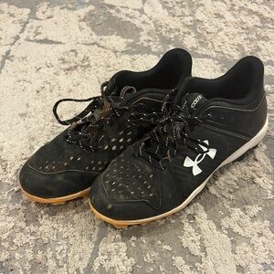 Under Armour Black and White Men's Athletic Shoes